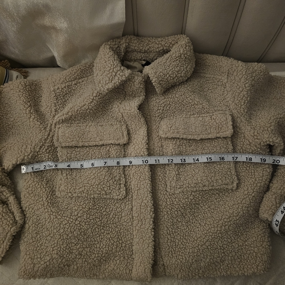 Short faux shearling jacket xxs - Picture 9 of 10